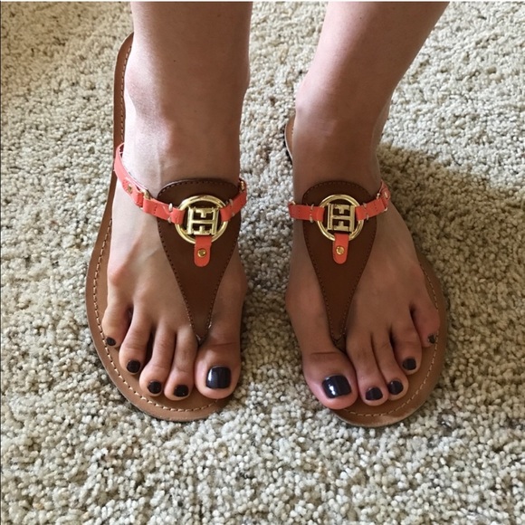 Tommy Hilfiger Shoes - Tommy Hilfiger sandals size 6